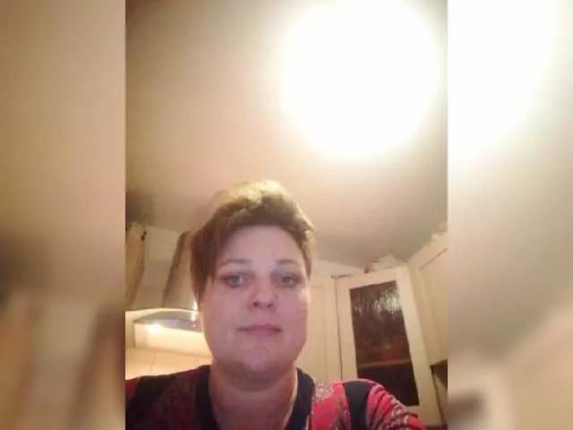 -alenyshka- on BongaCams 
