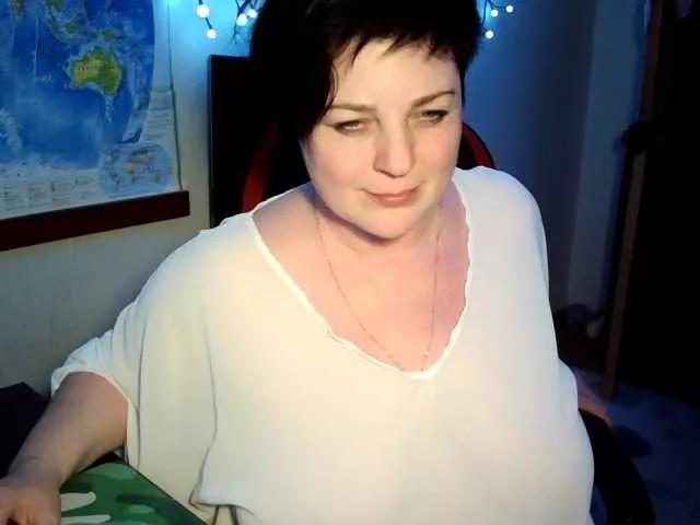 -alenyshka- on BongaCams 