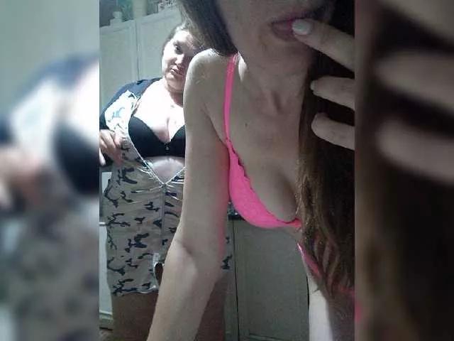 -Hooligans- on BongaCams 