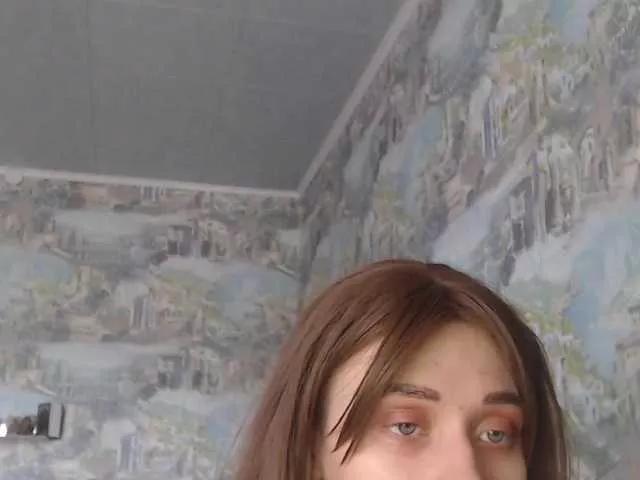-LauraGold- on BongaCams 