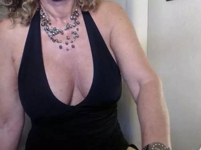 -PimentRouge- on BongaCams 