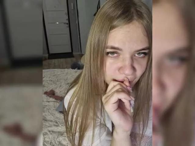 -Tiki-Riki- on BongaCams 
