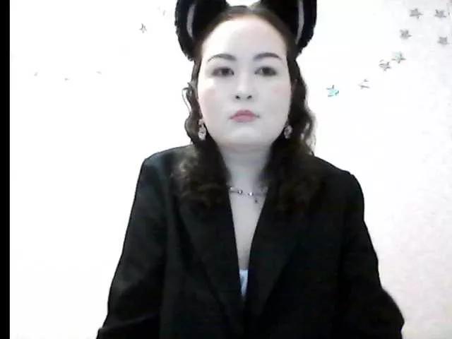 -tiny-nika- on BongaCams 