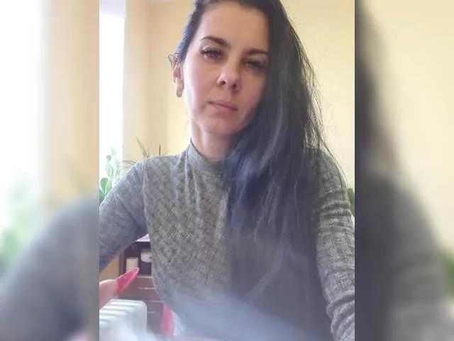 1Glorya1 on BongaCams 