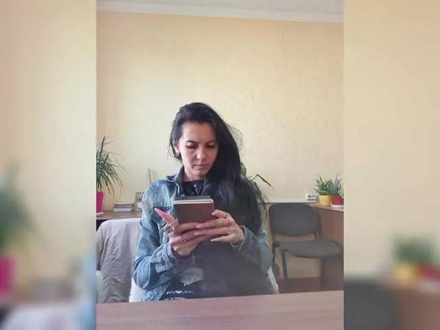 1Glorya1 on BongaCams 
