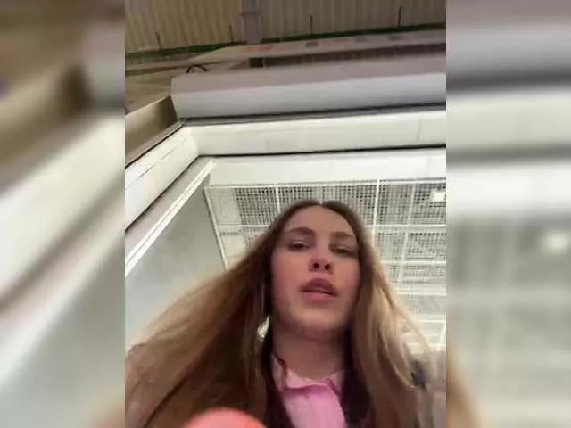 Adelaida1001 on BongaCams 