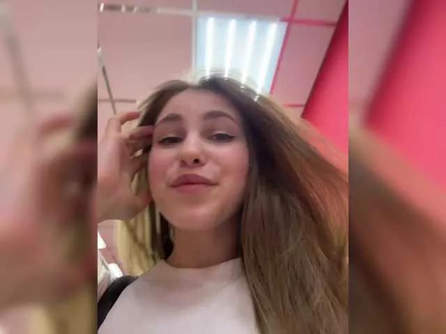 Adelaida1001 on BongaCams 
