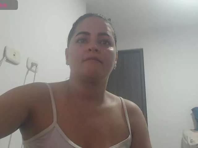 AlannaStephen on BongaCams 