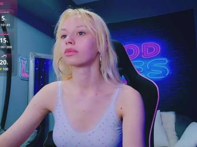 AlessiaCroft on BongaCams 
