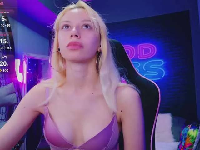 AlessiaCroft on BongaCams 