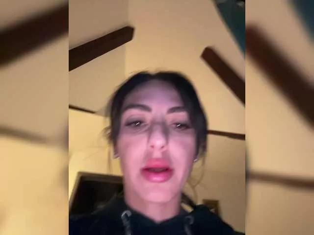 alexagolden1 on BongaCams 