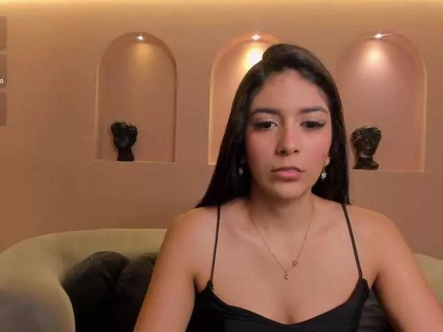AliceCrawford on BongaCams 