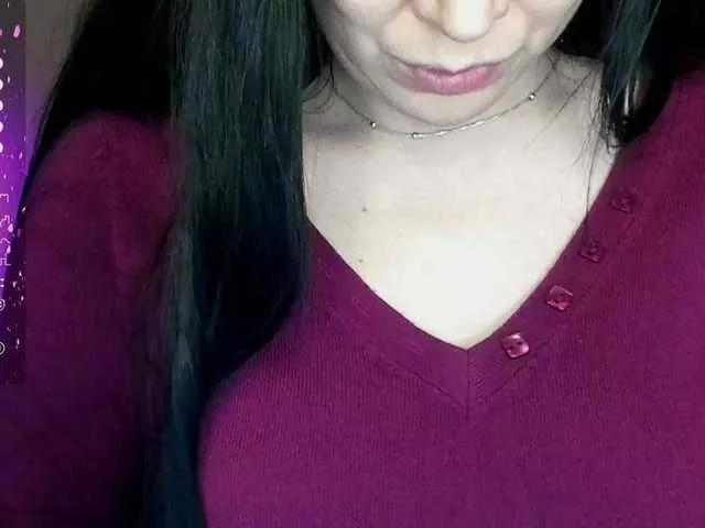 AlikaLorensTalk on BongaCams 