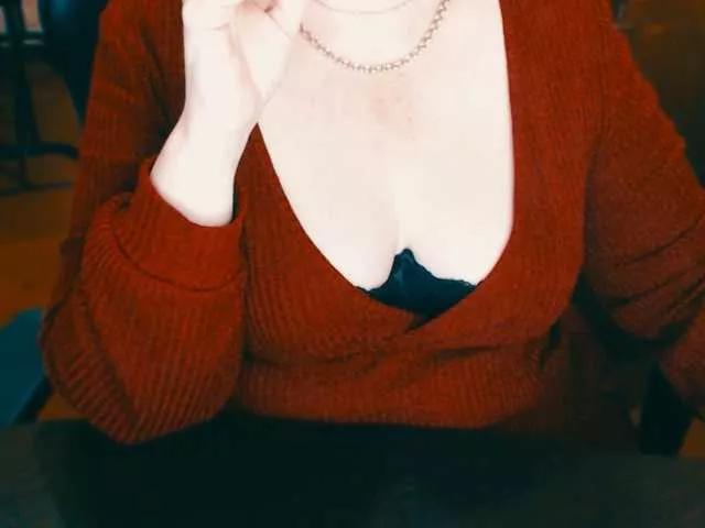 Alisa1917 on BongaCams 