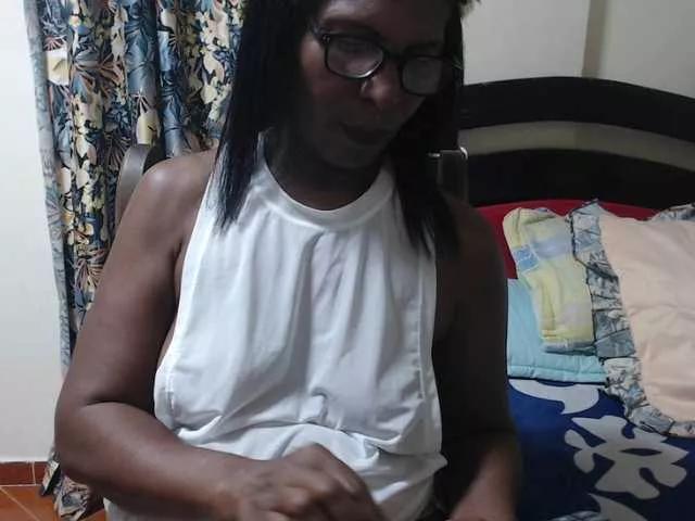 alisse27 on BongaCams 