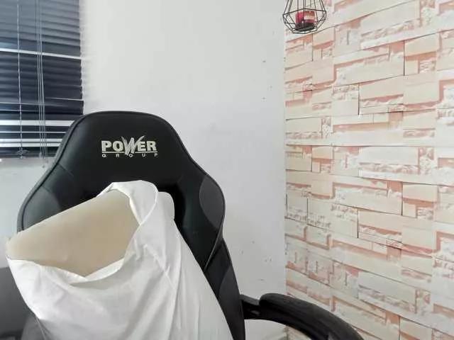 allisson1 on BongaCams 
