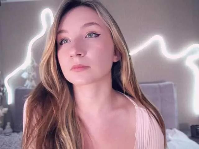 alyyyson on BongaCams 
