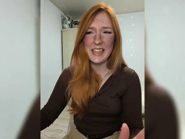 AmaryllisFox on BongaCams 