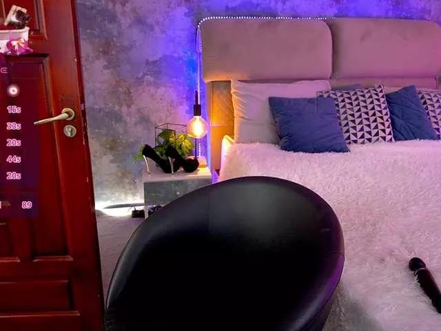 AmelyLoveme on BongaCams 