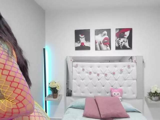 amyjoness on BongaCams 