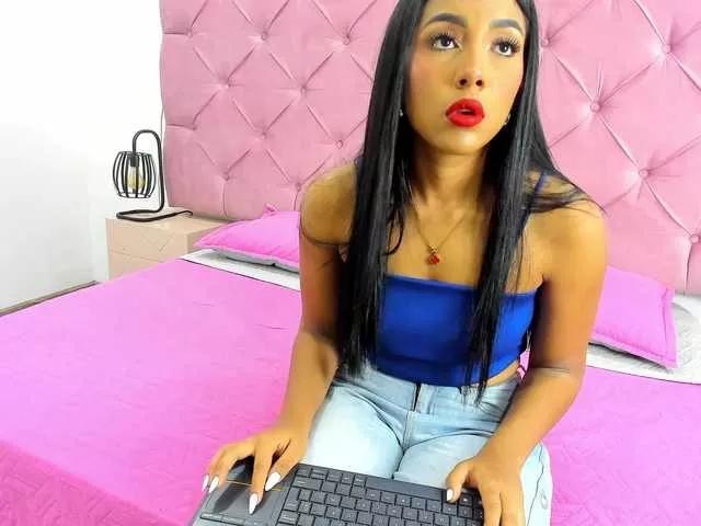 AndySaenzz on BongaCams 