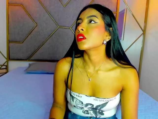 AndySaenzz on BongaCams 