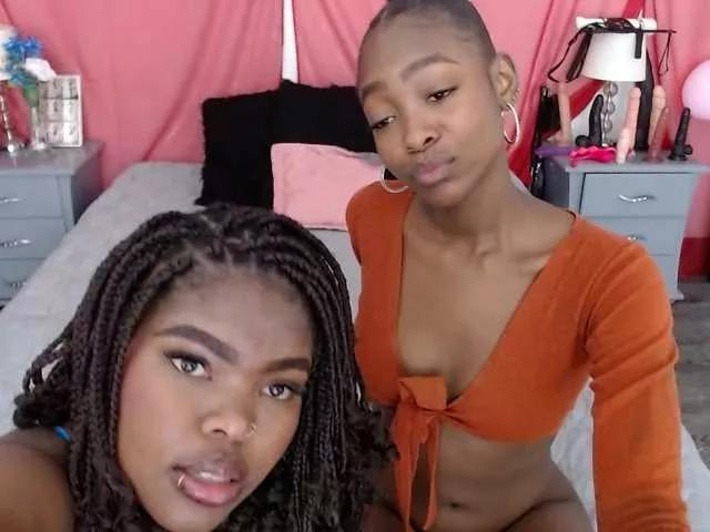 angelineYasminlove on BongaCams 
