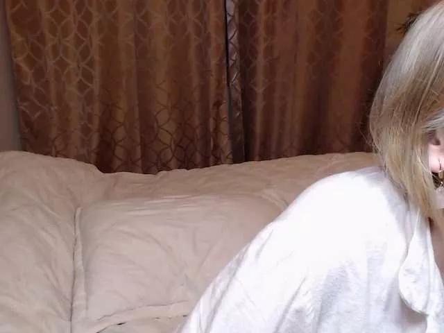 angelnextdoor on BongaCams 