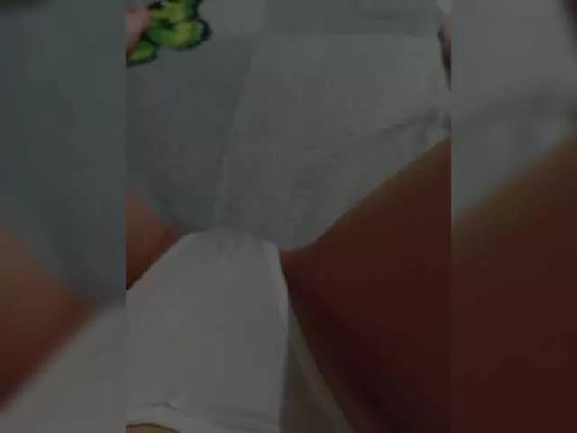 Angelok-18 on BongaCams 