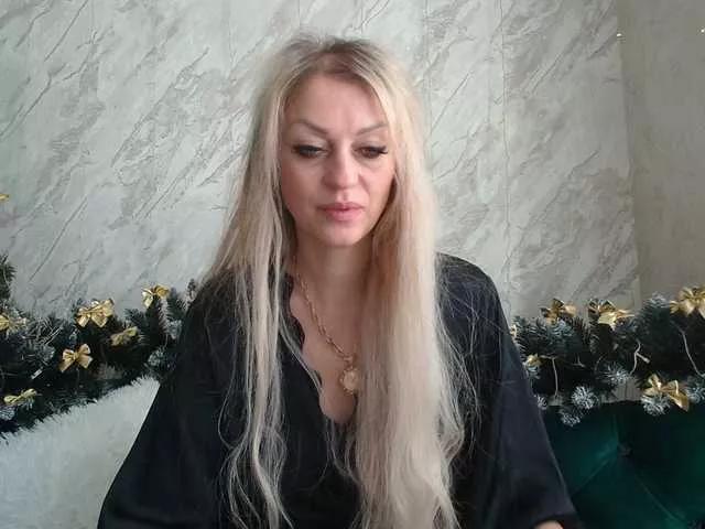 AngelX40 on BongaCams 