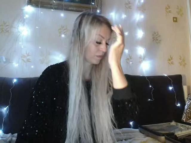 AngelX40 on BongaCams 