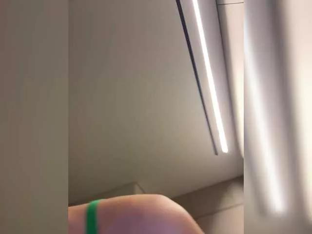 AnikaSex on BongaCams 