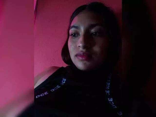 annie-19 on BongaCams 
