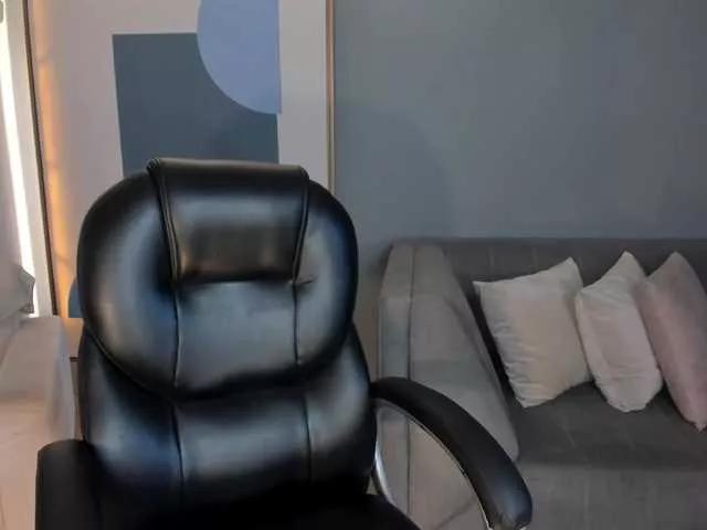 AprilStone1 on BongaCams 