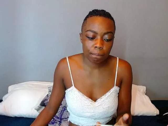 ARIESEMPRESSxXxX on BongaCams 