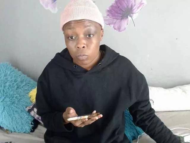 ARIESEMPRESSxXxX on BongaCams 