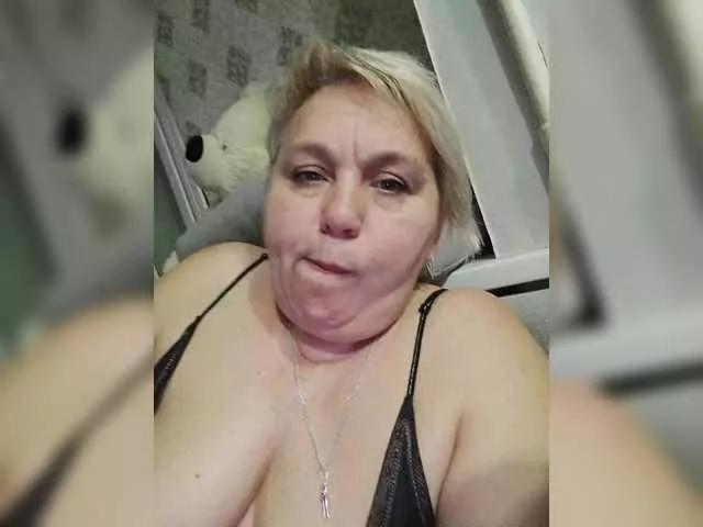 Arlisaac on BongaCams 