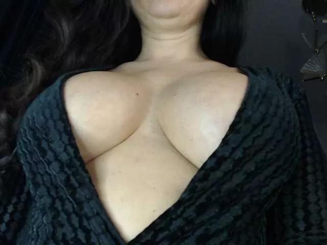 Asyia on BongaCams 