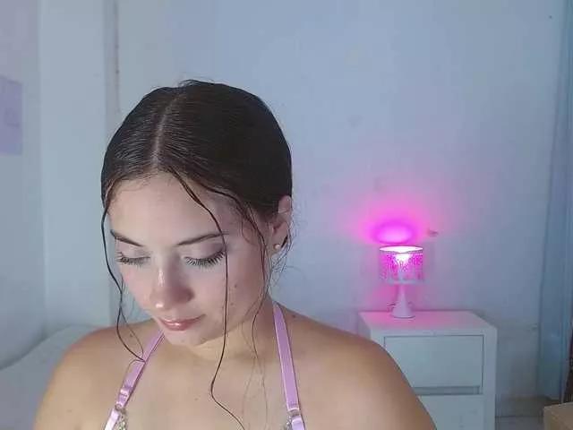 AURORALENOVIC21 on BongaCams 