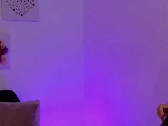 AyshaAbadi on BongaCams 