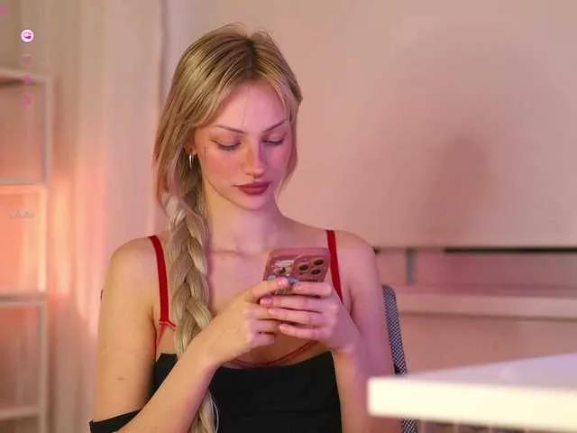 babeholly on BongaCams