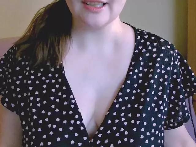 Freechat BBWMasha on BongaCams