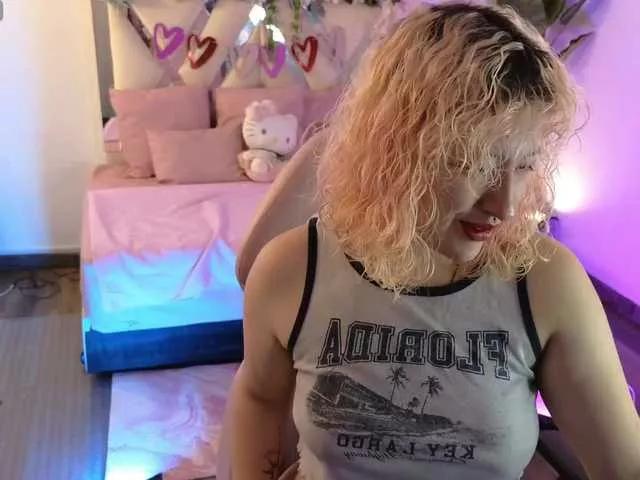 bjchela-tay on BongaCams 