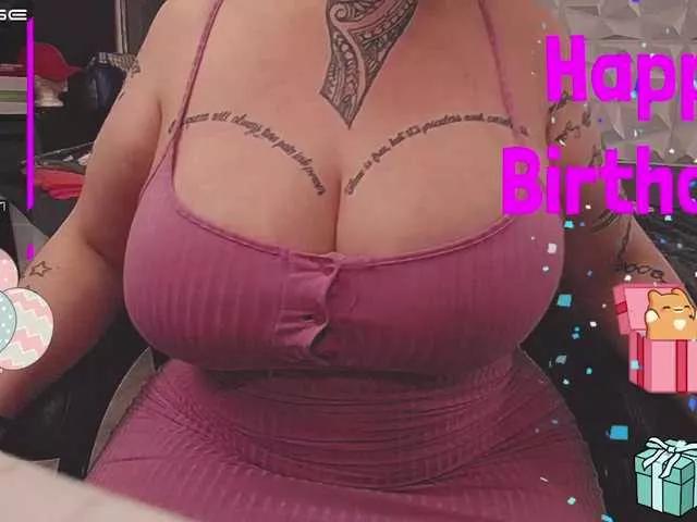 BoootySTARR on BongaCams 