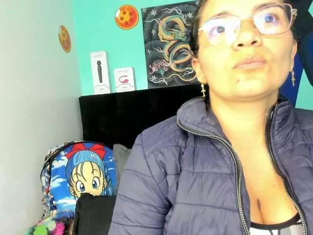 bulma-hot- on BongaCams 