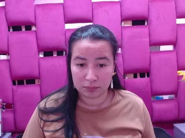BulmaPrinces on BongaCams 
