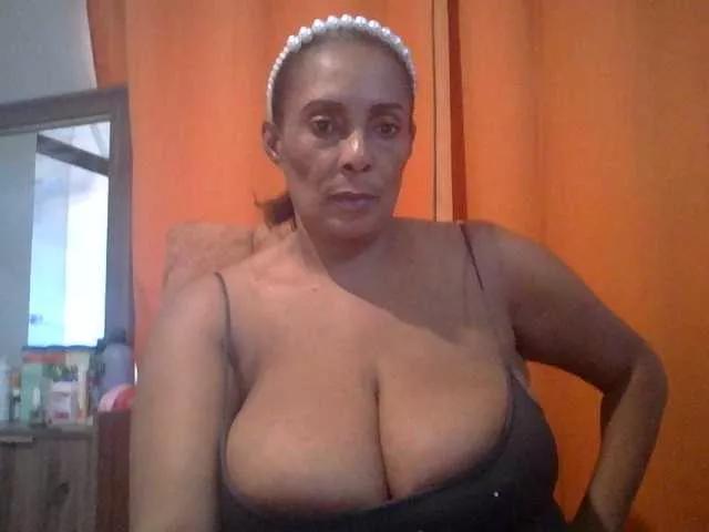 Busty8 on BongaCams 