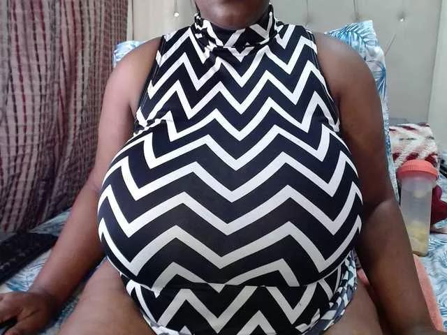 BustyBabeX on BongaCams 