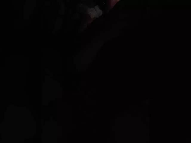 Camilla2828 on BongaCams 