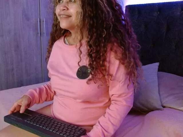 Candela-lat on BongaCams 